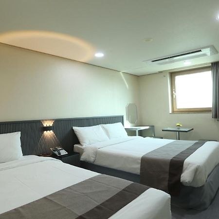 Golden City Hotel Dongdaemun Seoul Exterior photo